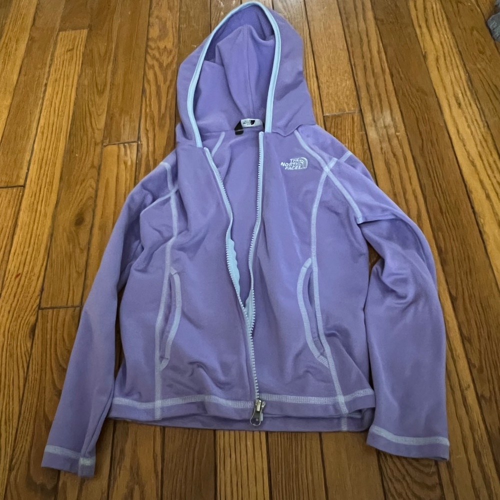 Girls The North Face zip up jacket lavender size 6 preowned great condition